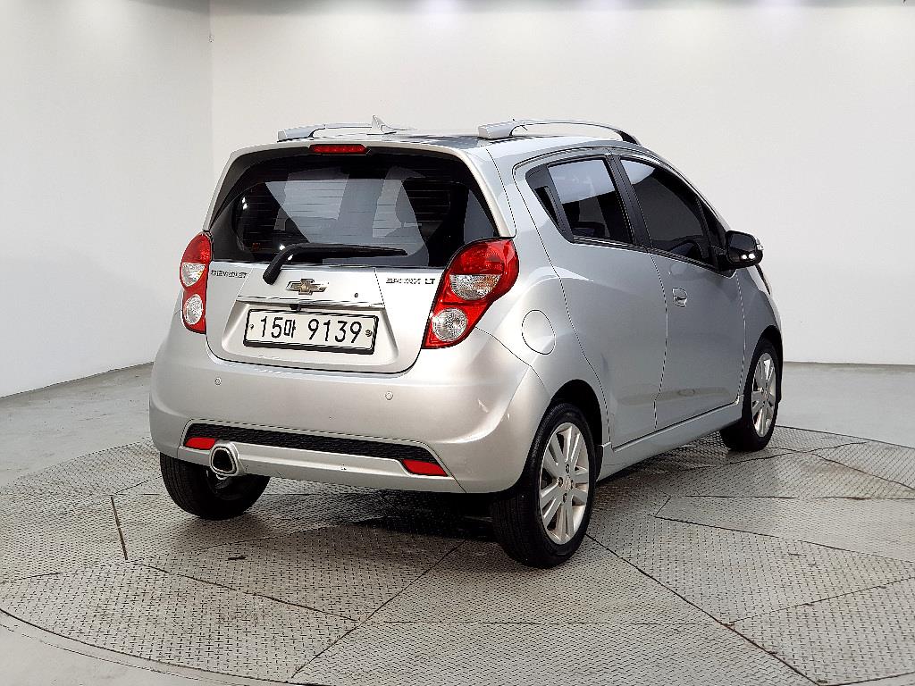 Chevrolet Spark - Vista 6