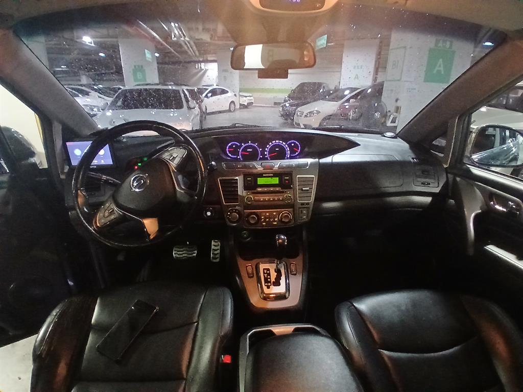 Ssangyong Korando - Vista 8