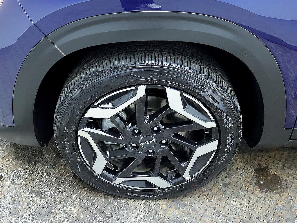 KIA Seltos - Vista 10