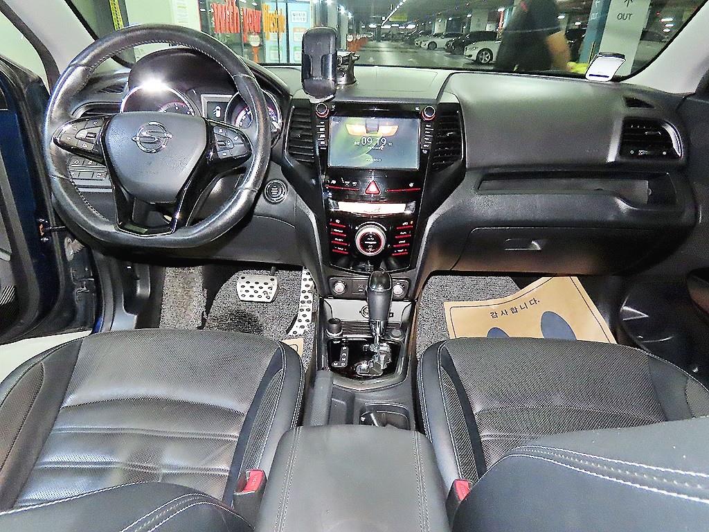 Ssangyong Tivoli - Vista 12