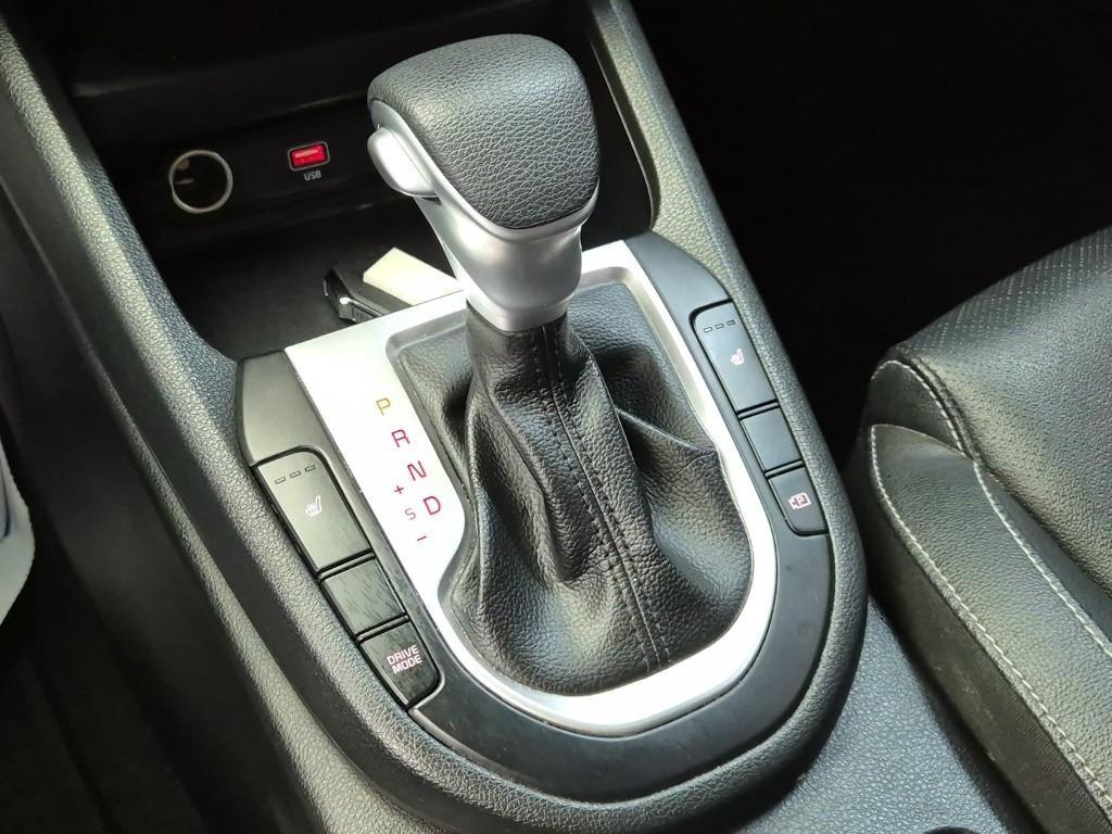 KIA K3 - Vista 10