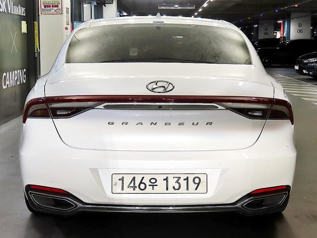 HYUNDAI Grandeur - Vista 7