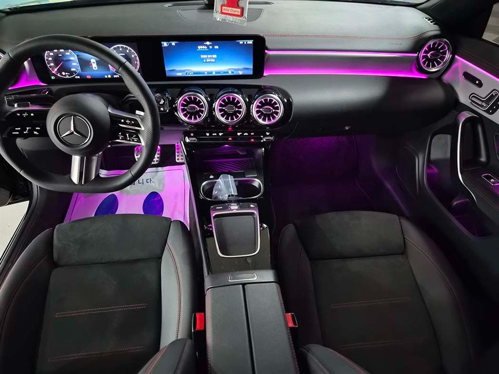 Mercedes Benz CLA Class - Vista 12