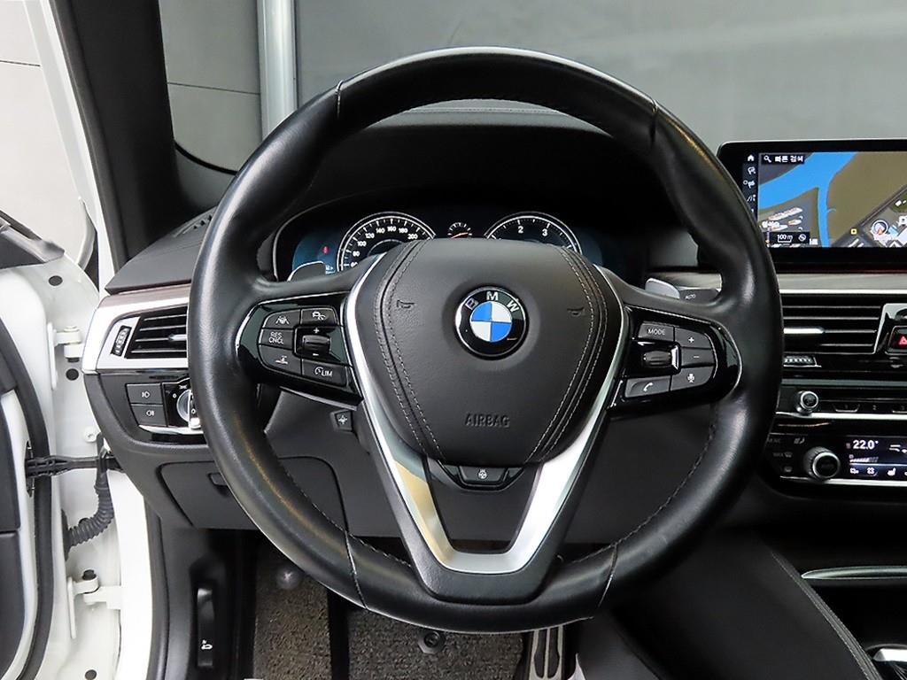 BMW 5 Series - Vista 11