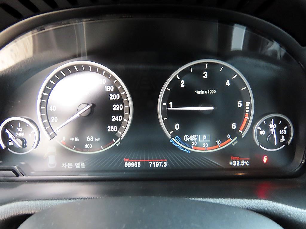 BMW X4 - Vista 11