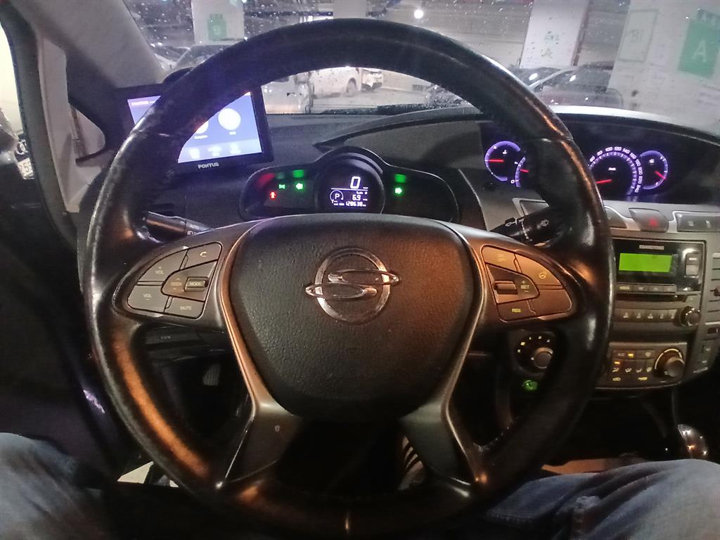 Ssangyong Korando - Vista 9