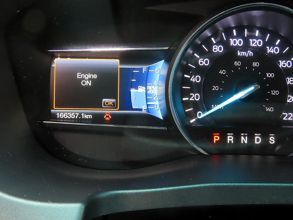 Ford Explorer - Vista 12