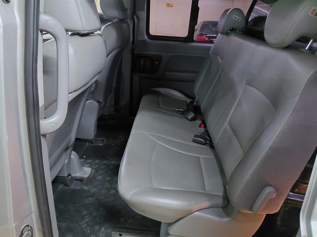 HYUNDAI Starex 2014 Gris - Importación desde Corea - HF Imports Iquique - Foto 16