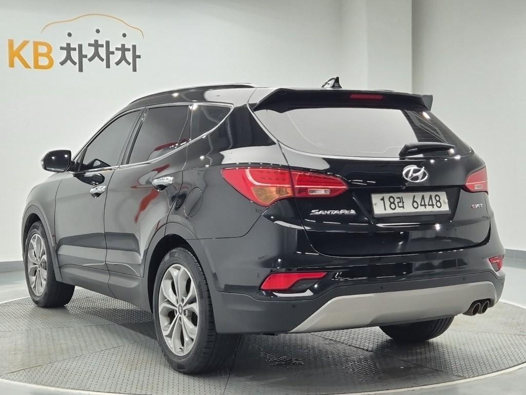 HYUNDAI Santa Fe - Vista 2