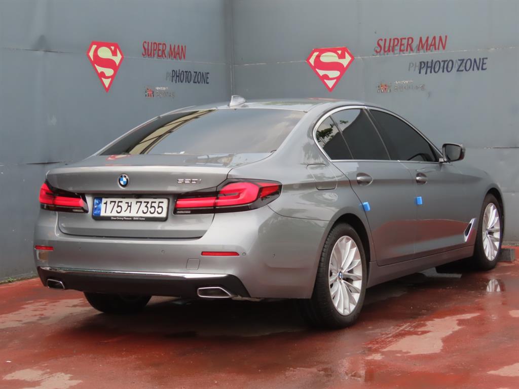 BMW 5 Series - Vista 3