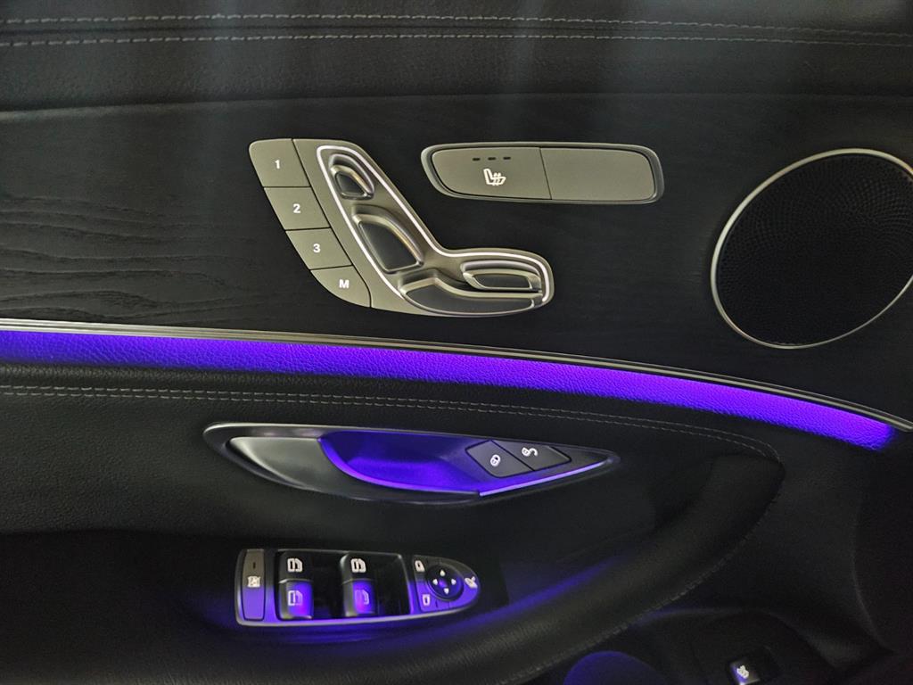 Mercedes Benz E class - Vista 11