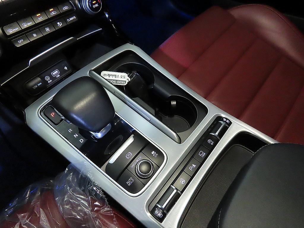 KIA Stinger - Vista 12