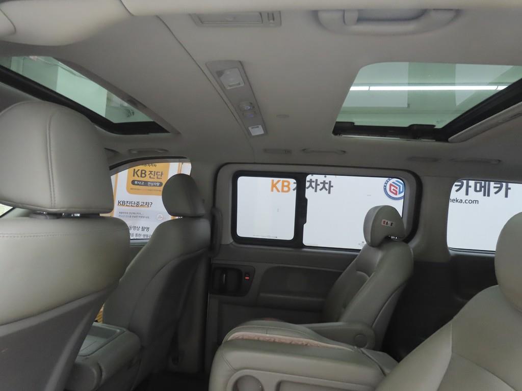 HYUNDAI Starex 2016 Plateado - Importación desde Corea - HF Imports Iquique - Foto 20
