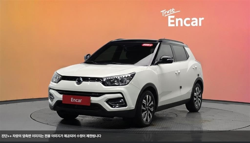 Ssangyong Tivoli 2018 Blanco - Importación desde Corea - HF Imports Iquique - Foto 1