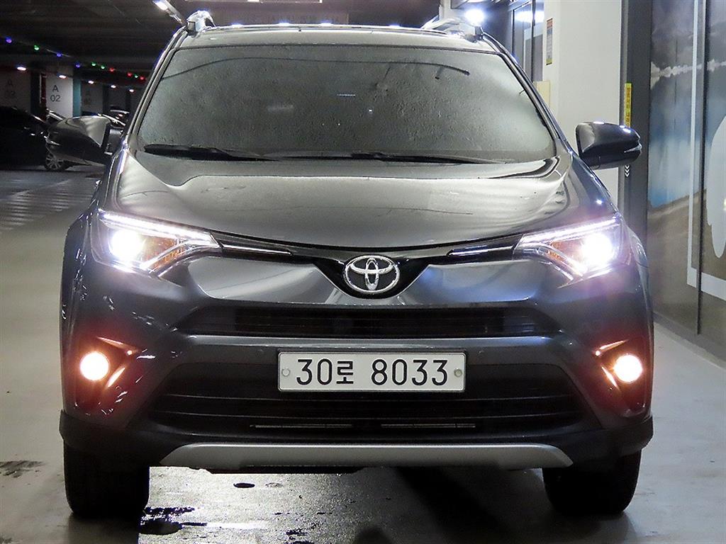 Toyota RAV4 - Vista 2