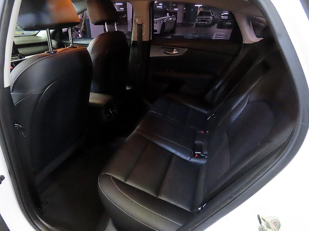 KIA K3 - Vista 9