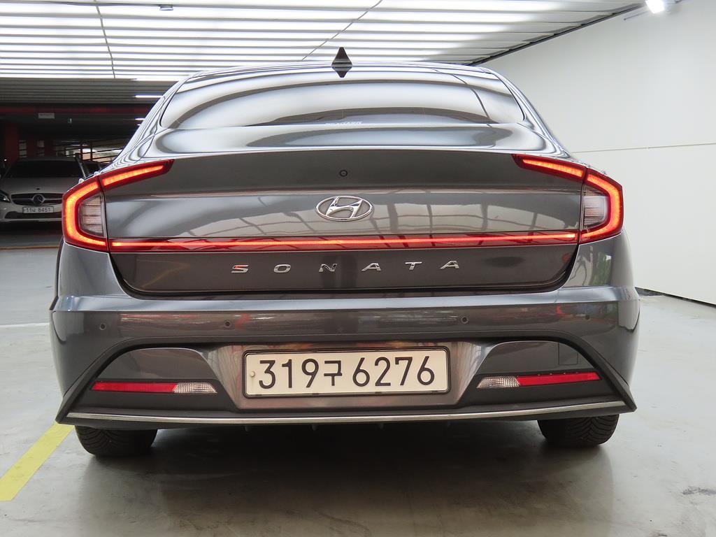 HYUNDAI Sonata - Vista 6