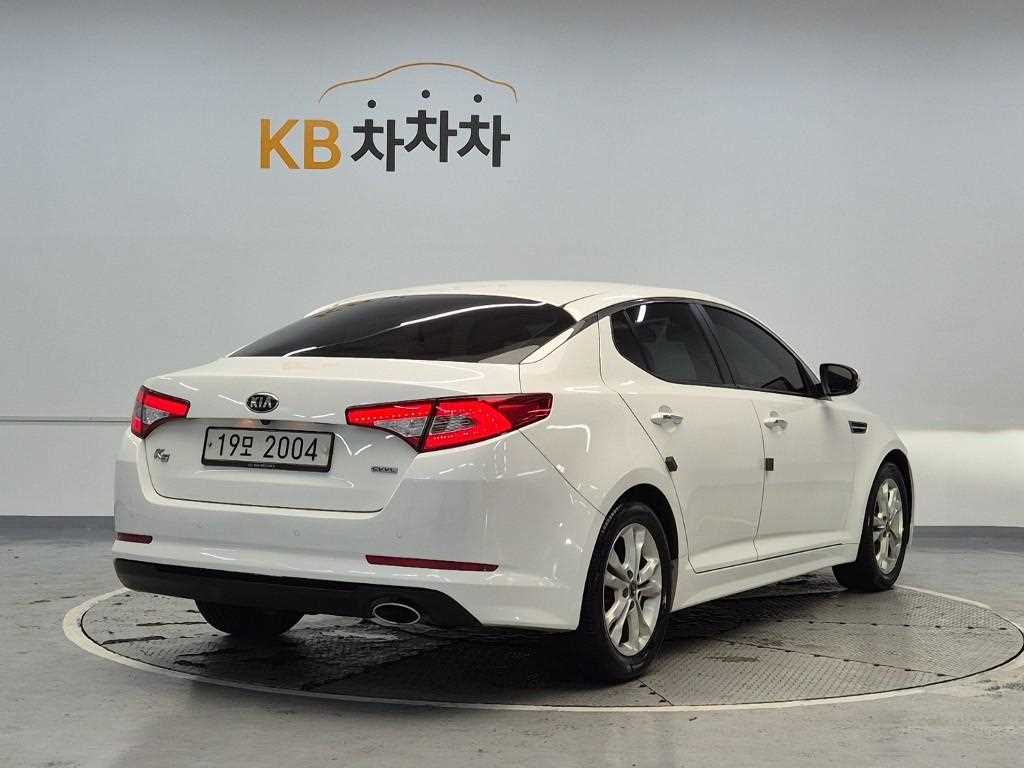 KIA K5 - Vista 3