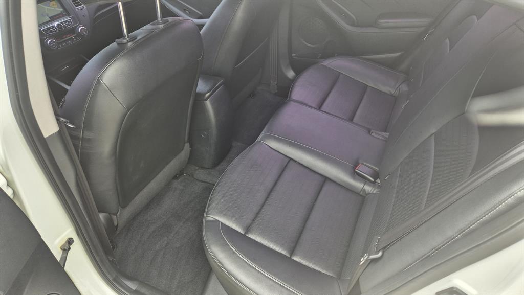 KIA K3 2016 Blanco - Importación desde Corea - HF Imports Iquique - Foto 15