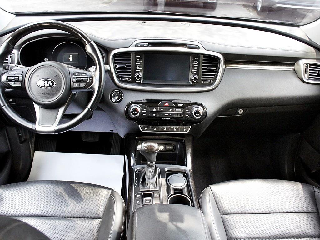 KIA Sorento - Vista 9
