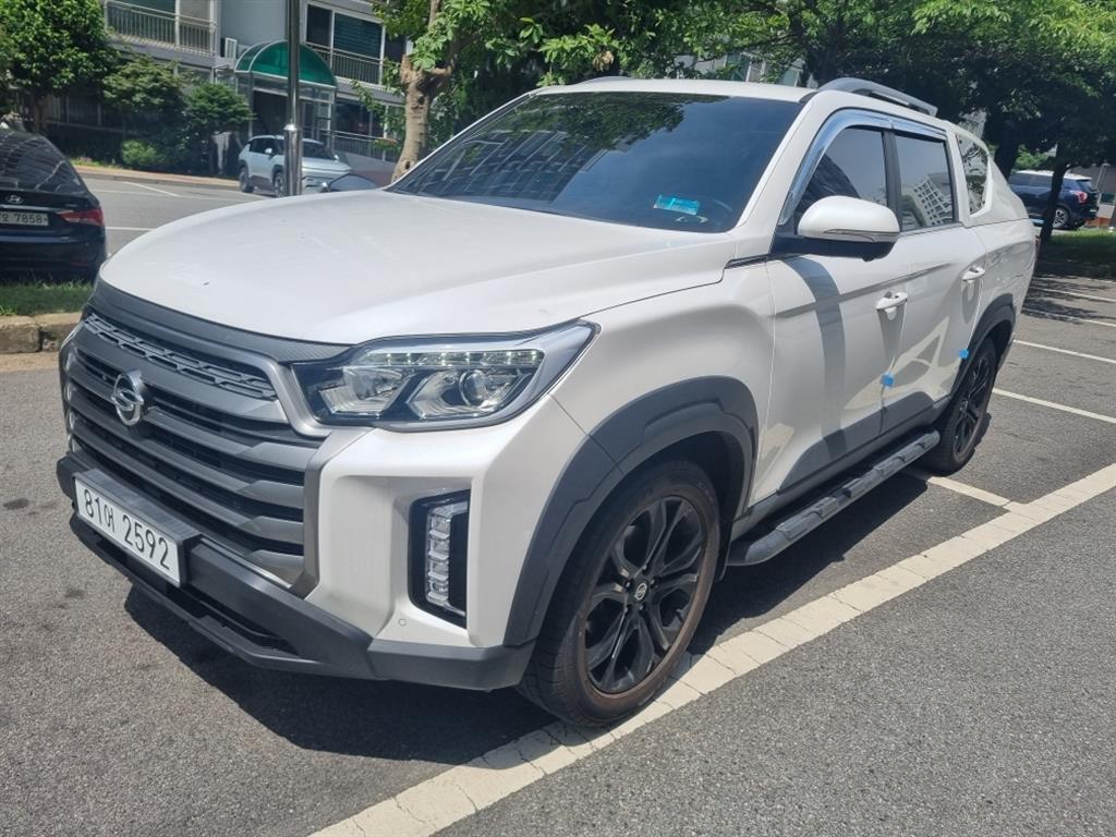 Ssangyong Rexton 2021 Blanco - Importación desde Corea - HF Imports Iquique - Foto 1