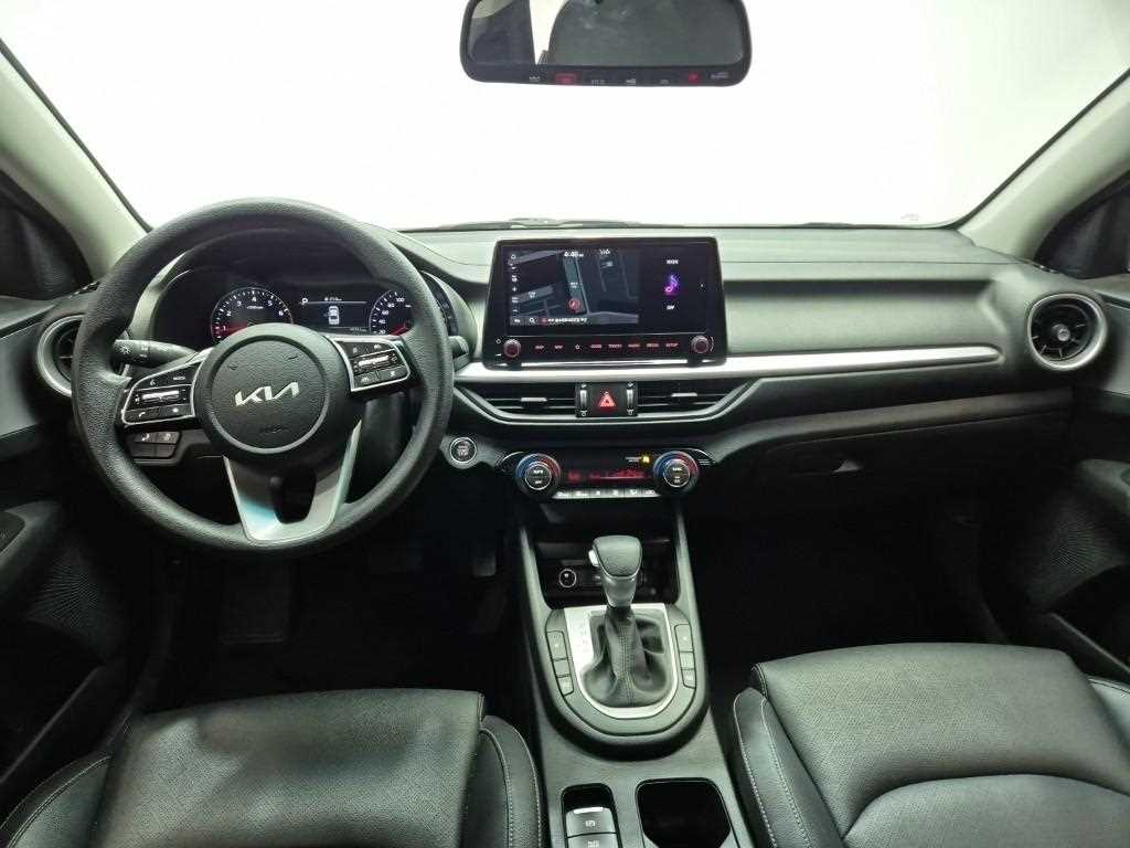 KIA K3 - Vista 9