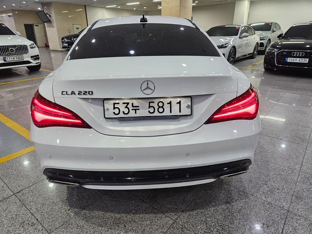 Mercedes Benz CLA Class - Vista 6