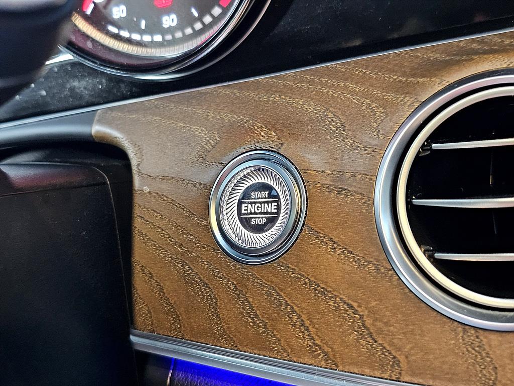 Mercedes Benz E class 2019 Plateado - Importación desde Corea - HF Imports Iquique - Foto 15