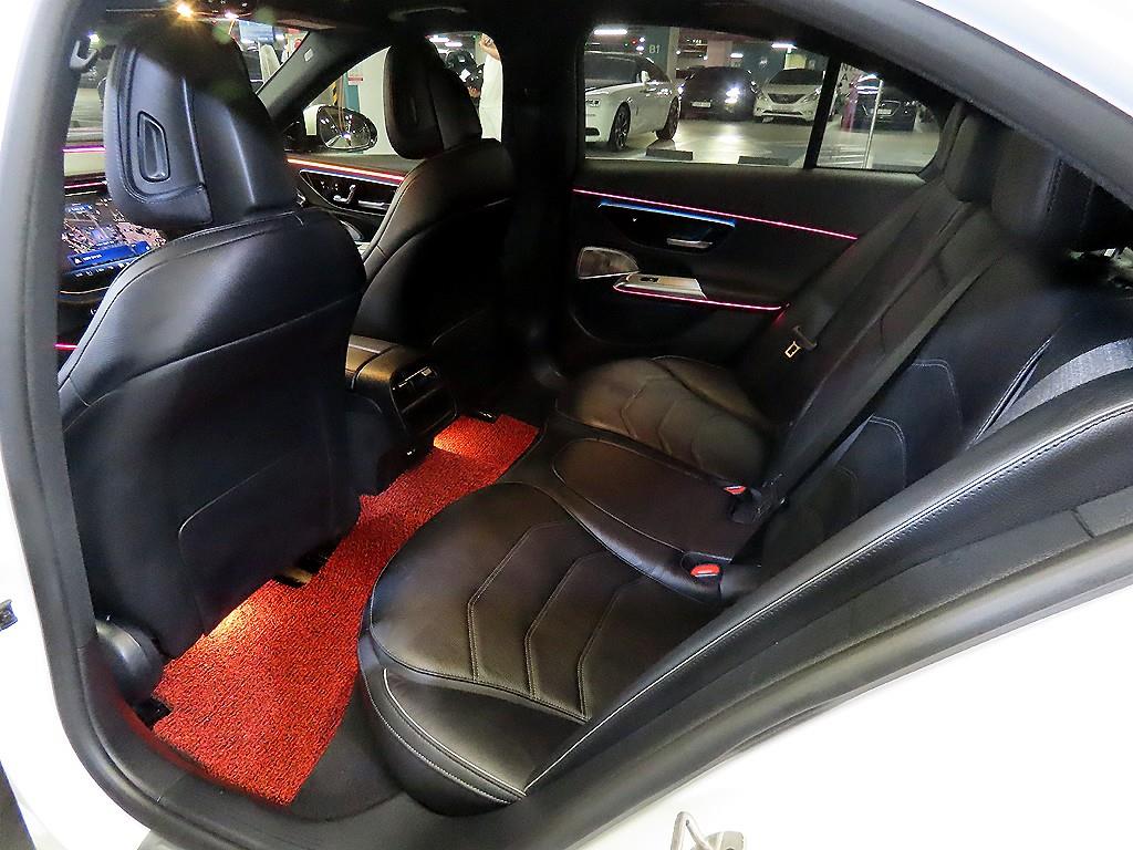 Mercedes Benz E class - Vista 9