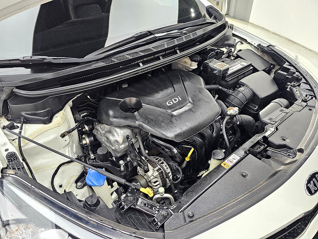 KIA K3 - Vista 8