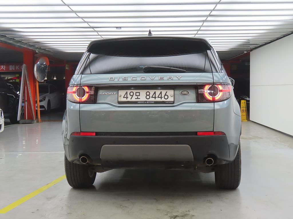 Land Rover Discovery Sports - Vista 3