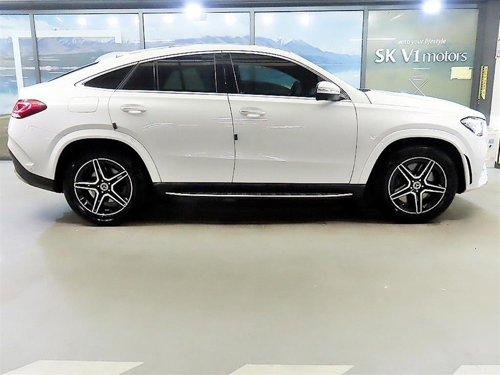 Mercedes Benz GLE Class - Vista 3