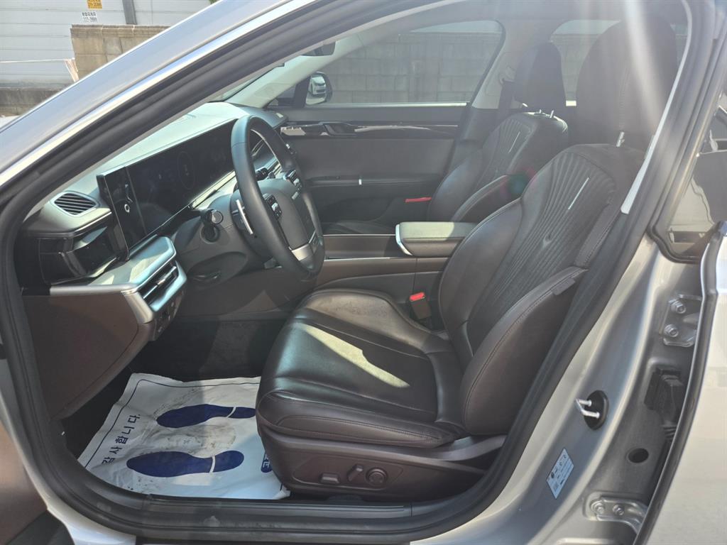 HYUNDAI Grandeur - Vista 7