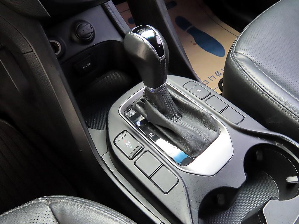 HYUNDAI Santa Fe - Vista 12