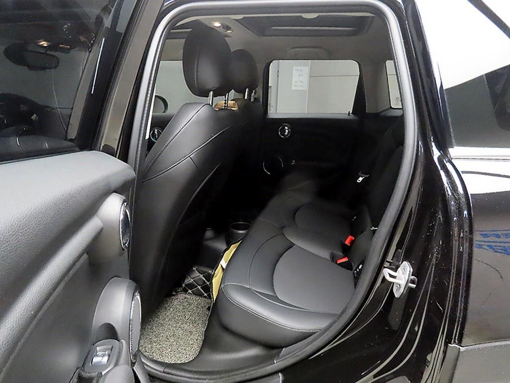 Mini Cooper - Vista 8