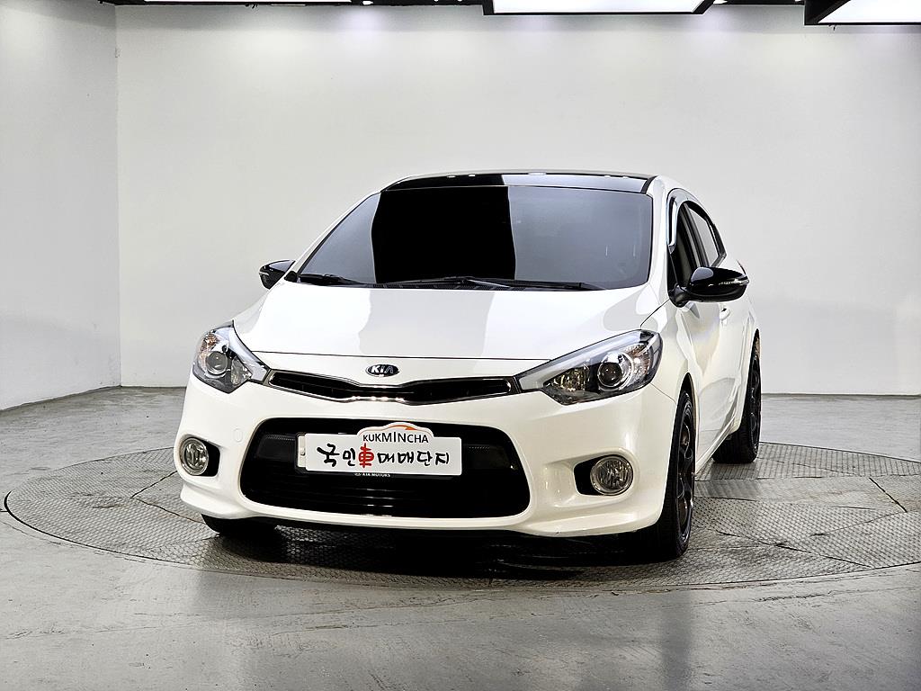 KIA K3 - Vista 2