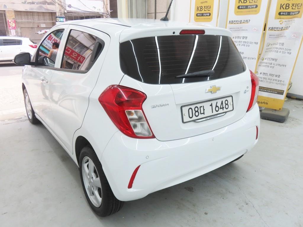 Chevrolet Spark - Vista 6