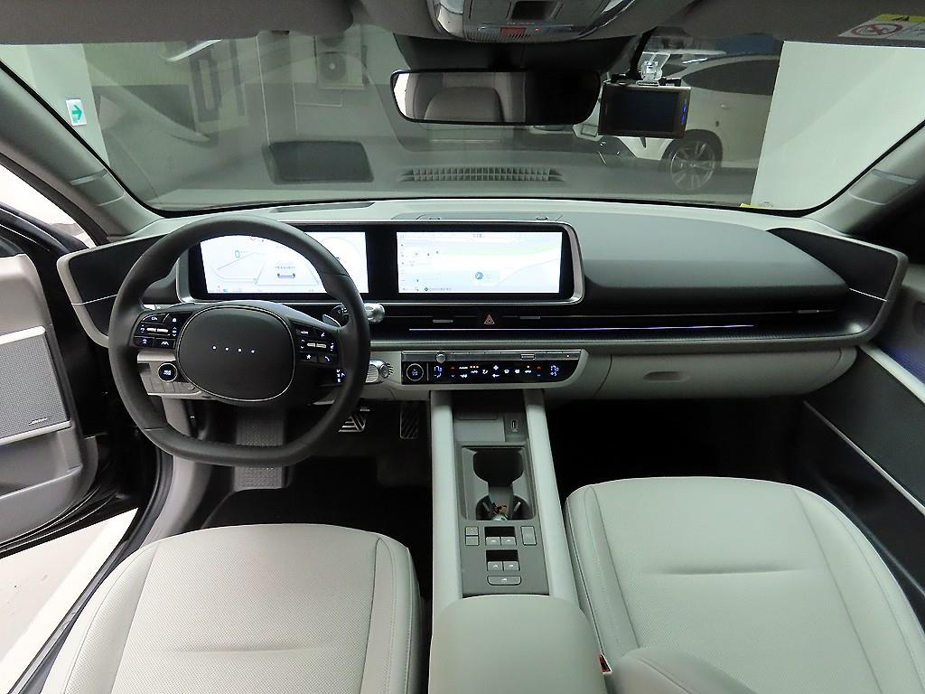 HYUNDAI Ioniq 6 - Vista 10
