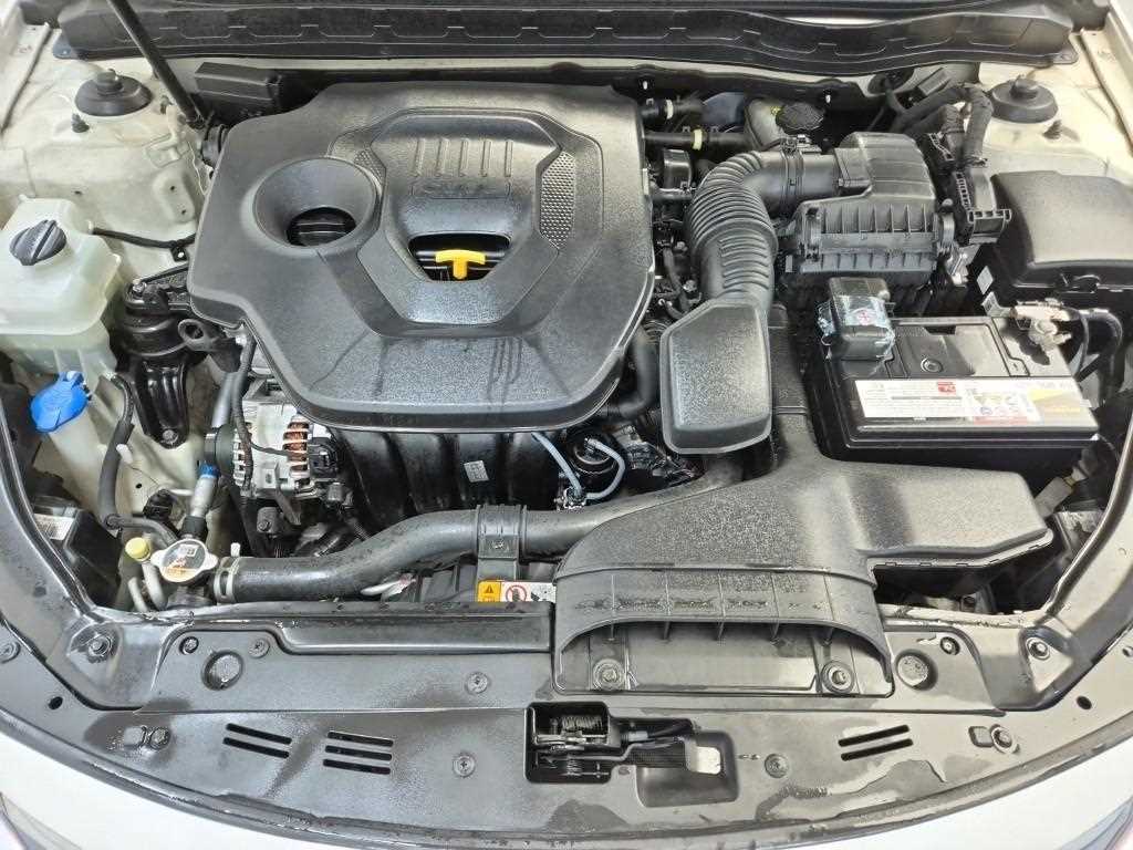 KIA K5 - Vista 7