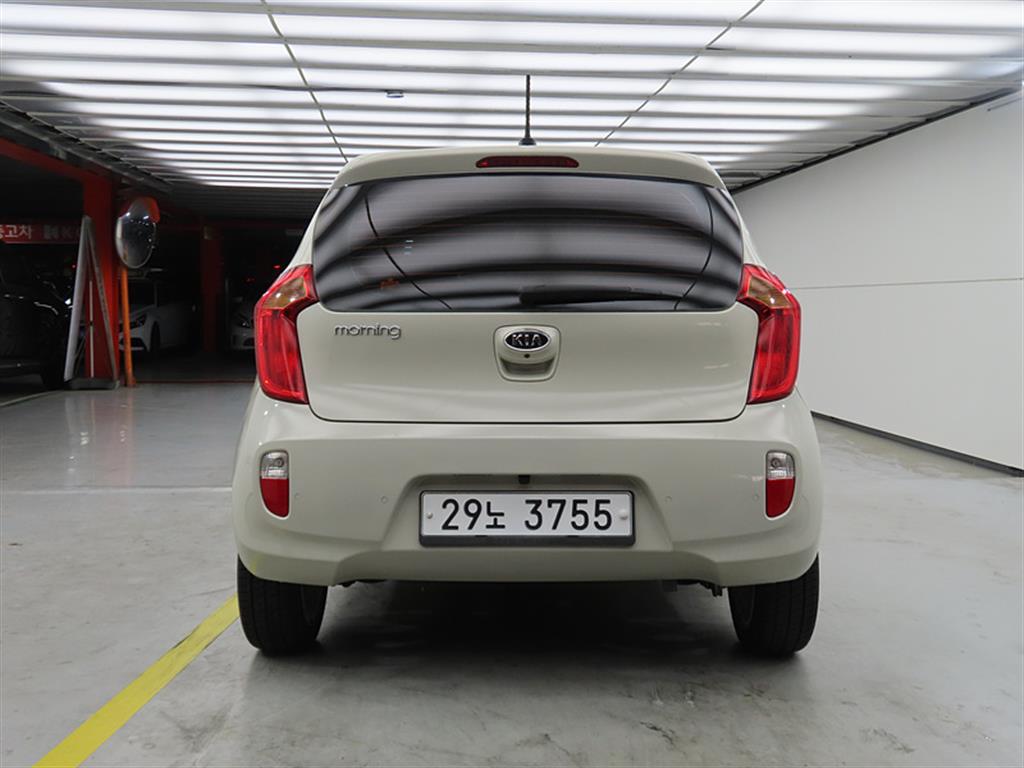 KIA Morning - Vista 3