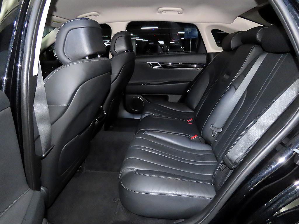 Genesis G80 - Vista 9