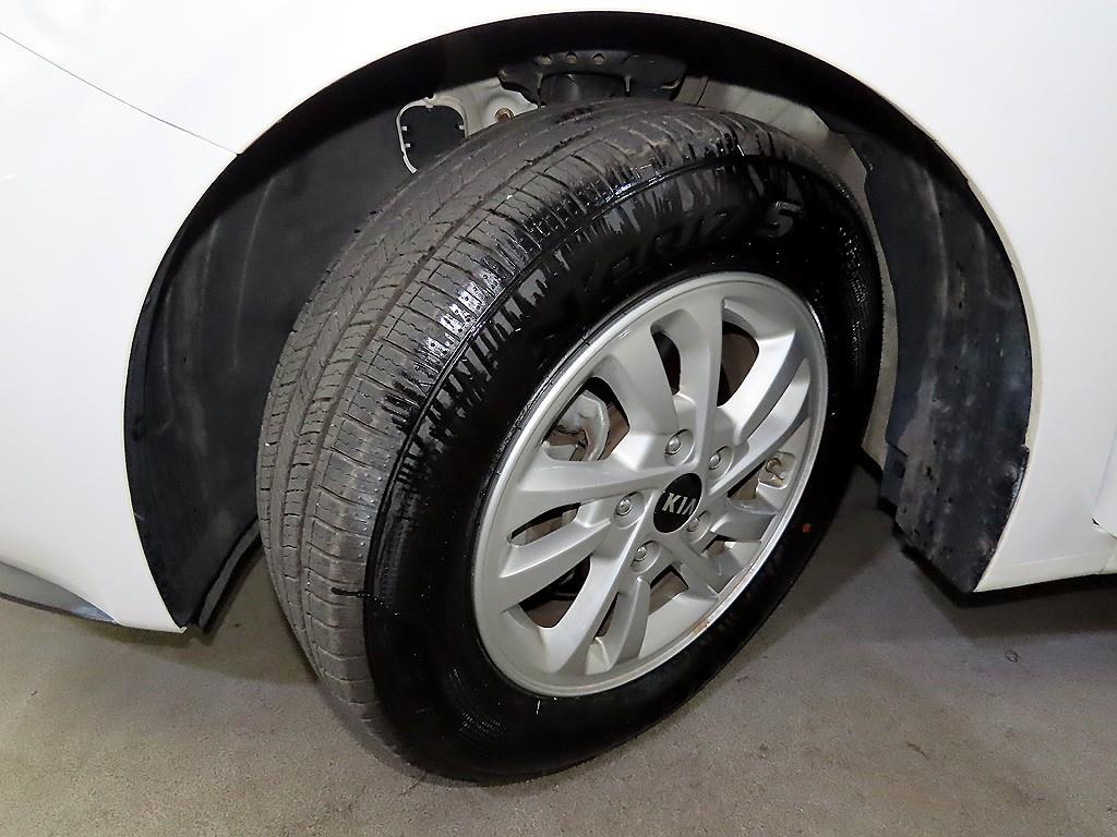 KIA K3 2019 Blanco - Importación desde Corea - HF Imports Iquique - Foto 19