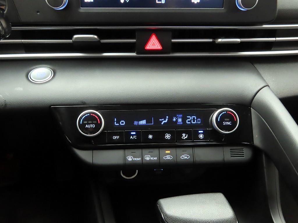 HYUNDAI Avante - Vista 12