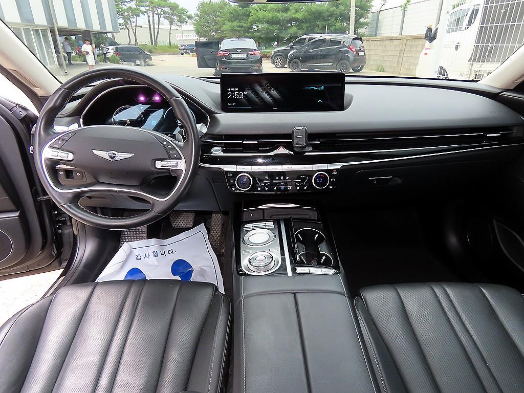 Genesis G80 - Vista 9