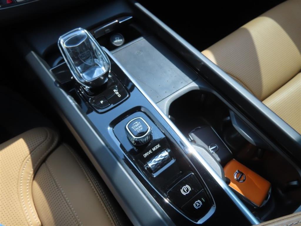 Volvo XC60 - Vista 8