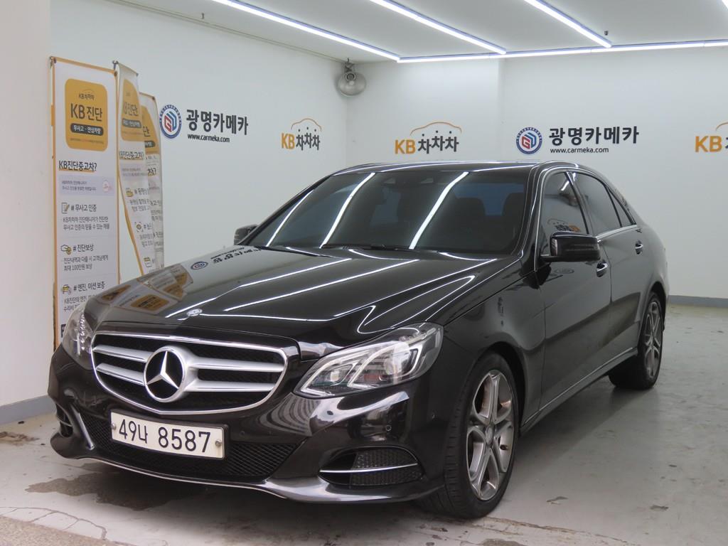 Mercedes Benz E class - Vista 2