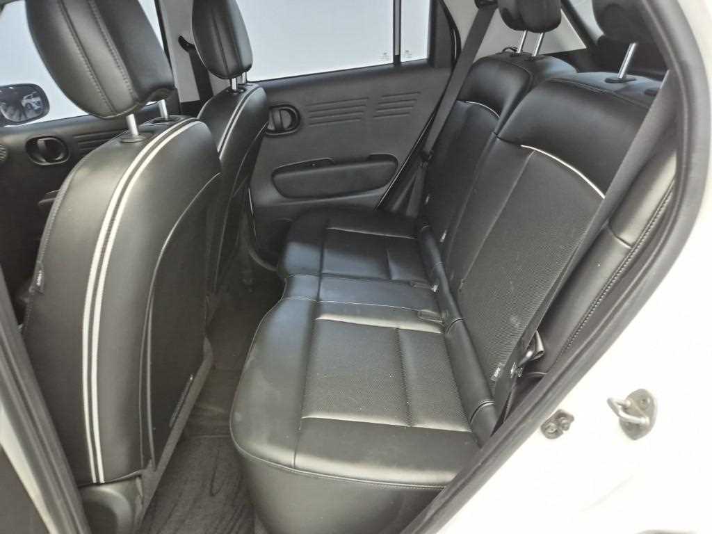 HYUNDAI Casper - Vista 12