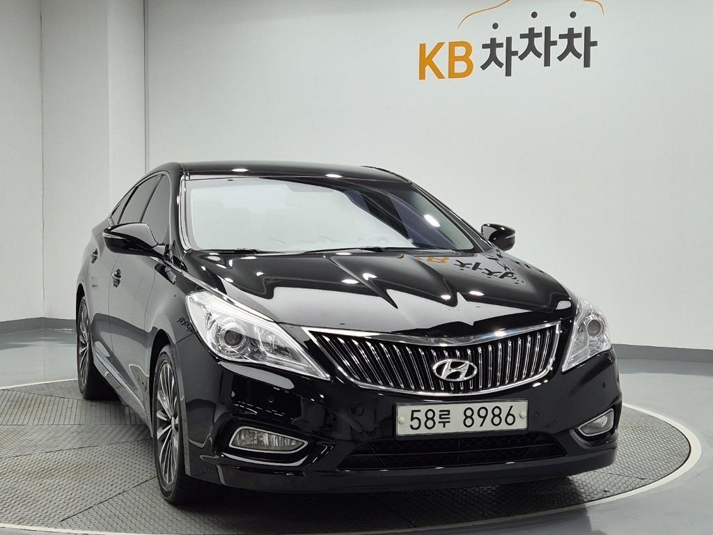 HYUNDAI Grandeur - Vista 6