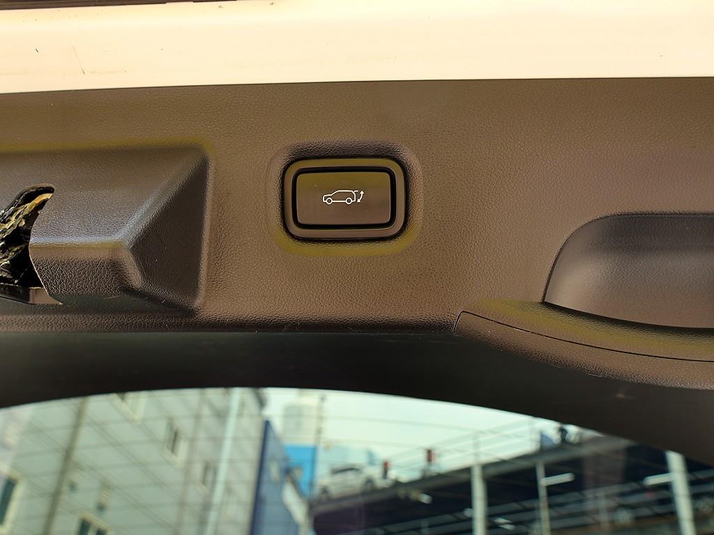 HYUNDAI Ioniq 5 2022 Blanco - Importación desde Corea - HF Imports Iquique - Foto 15