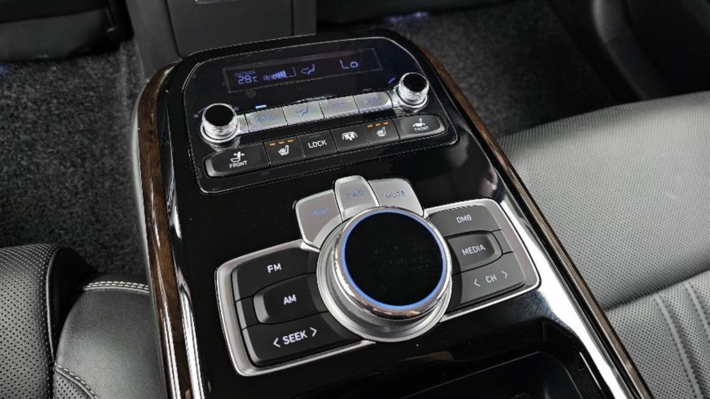 Genesis G90 2019 Negro - Importación desde Corea - HF Imports Iquique - Foto 19